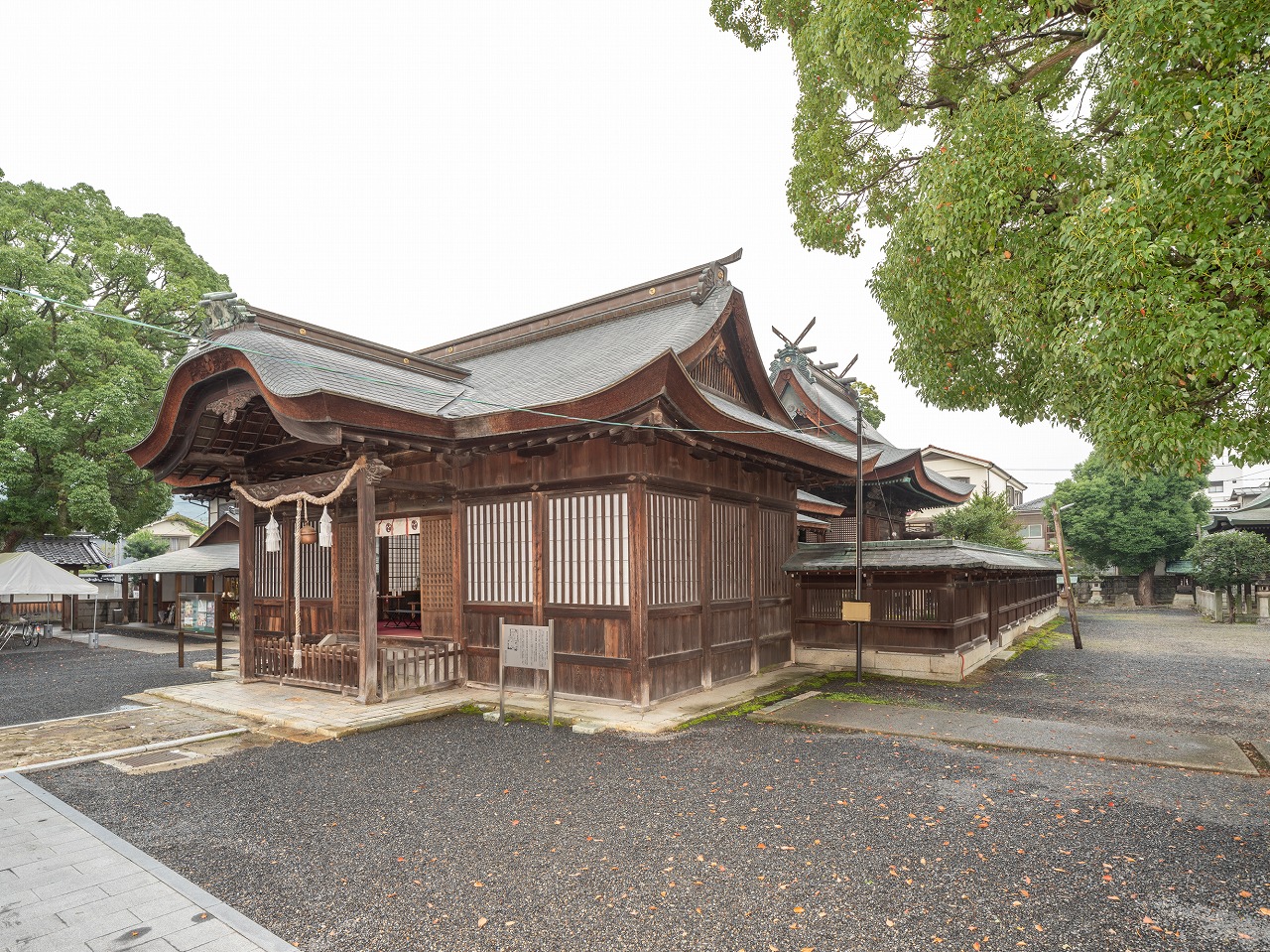 徳持神社