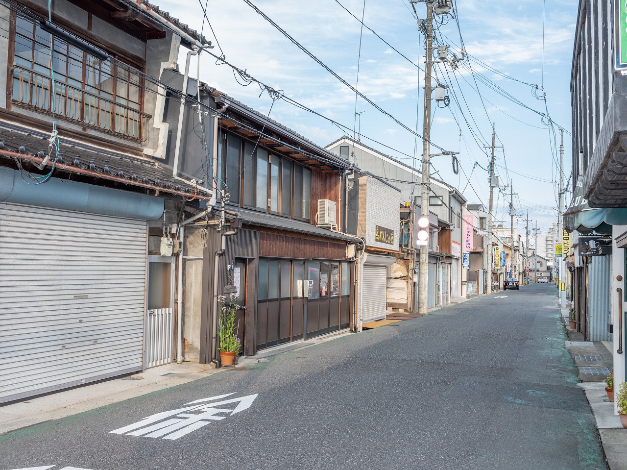 西今町の町並み