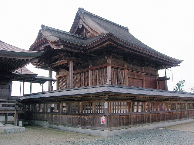 総社本殿