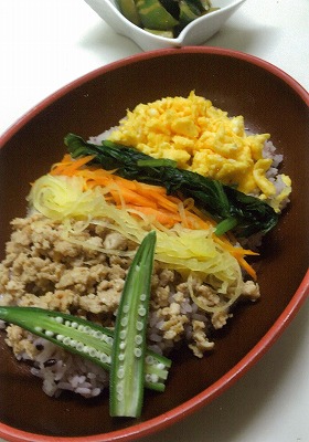 ひね鶏そぼろ